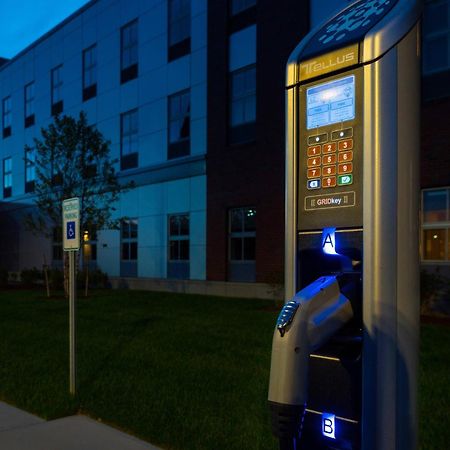 Hotel Courtyard By Marriott Edgewater Nyc Area Exterior foto